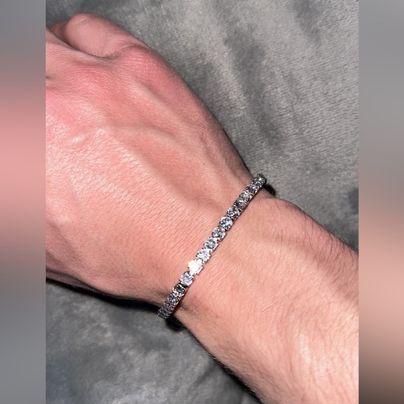 Tennis Bracelet - Picture 4 of 5
